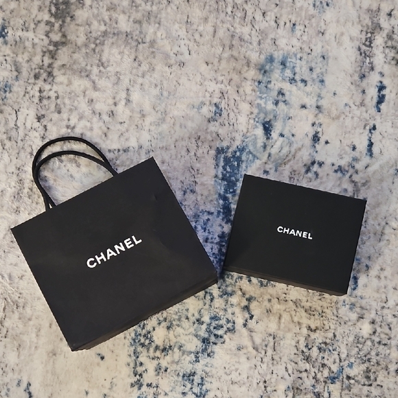 CHANEL Black Caviar Quilted Leather Classic Cardholder Case Gold CC - Picture 2 of 9